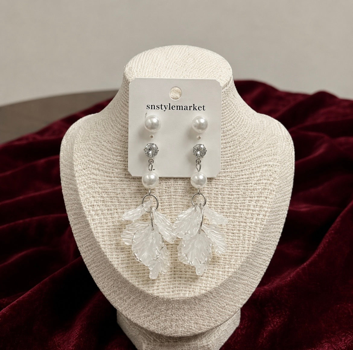 Elegant Pearl & Crystal Leaf Drop Earrings for Women – White Acrylic Statement Dangle Earrings
